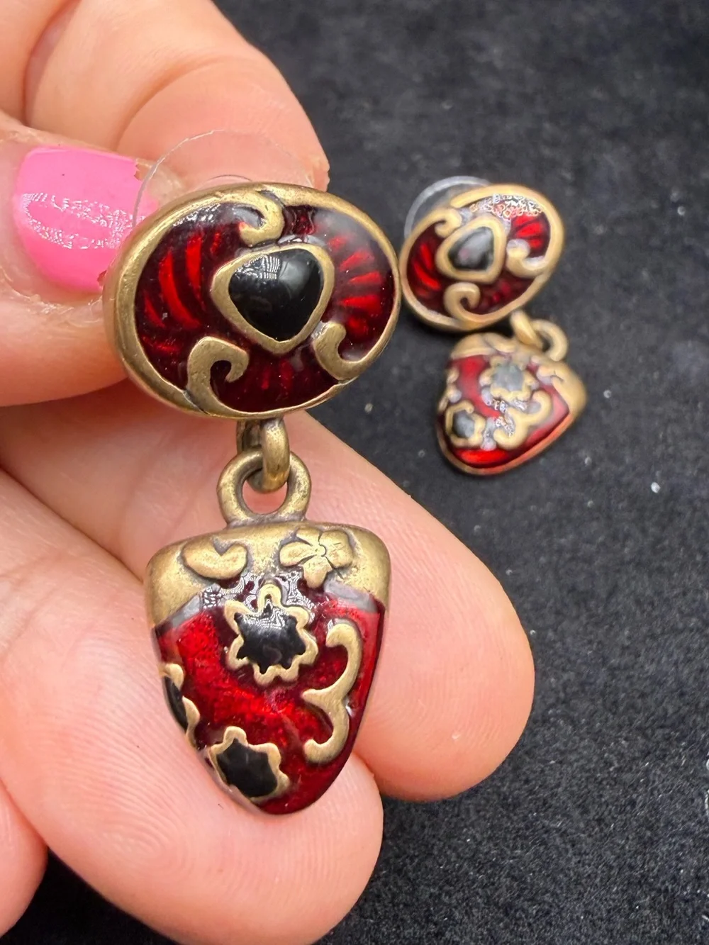 Chicos Red Enamel Drop Earrings - Elegant Gold-Tone Design - Picture 4 of 4